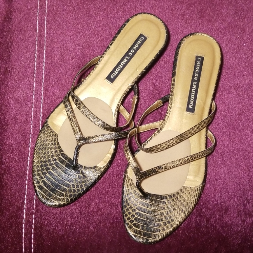 Cinese Laundry sandals